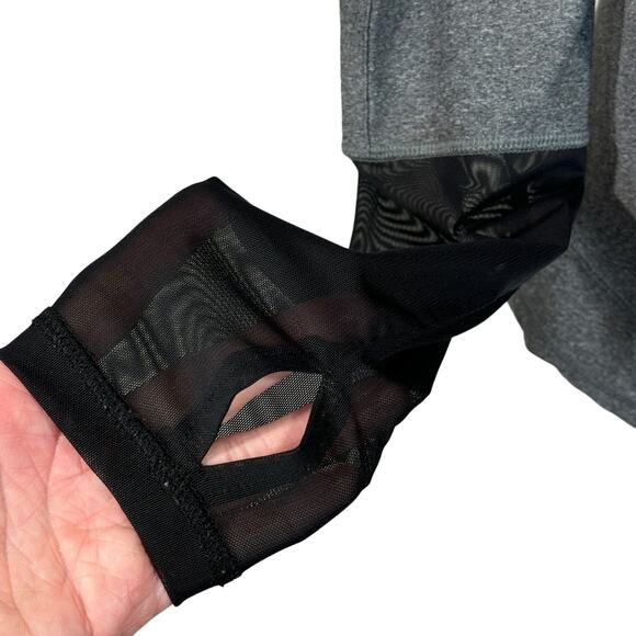 X by Gottex Medium Top Mesh Inserts Stretch Long Sleeve Gray Heather Curved Hem - Picture 3 of 9